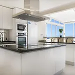 Magnificent Flat With Splendid Ocean Views * 로스크리스티아노스