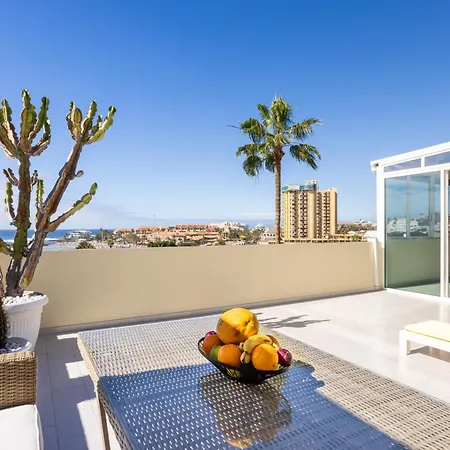 Magnificent Flat With Splendid Ocean Views 아파트 *