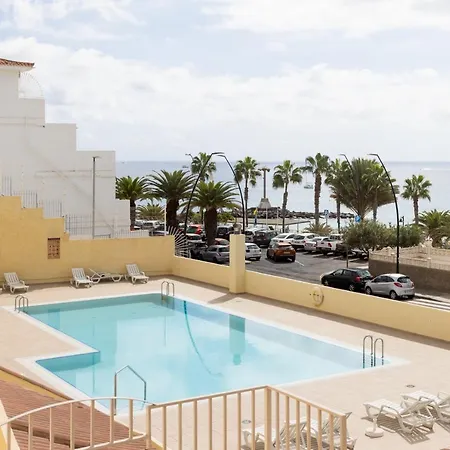 Magnificent Flat With Splendid Ocean Views *